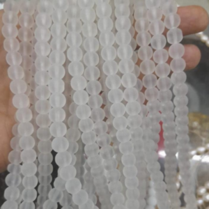 GLASS BEADS MATT WHITE